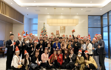 翌芙萊全體員工祝大家圣誕節(jié)日快樂(lè)！