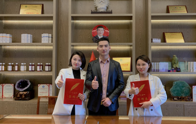 恭喜廣東深圳光明紀小姐，張小姐成功簽約加盟翌芙萊。